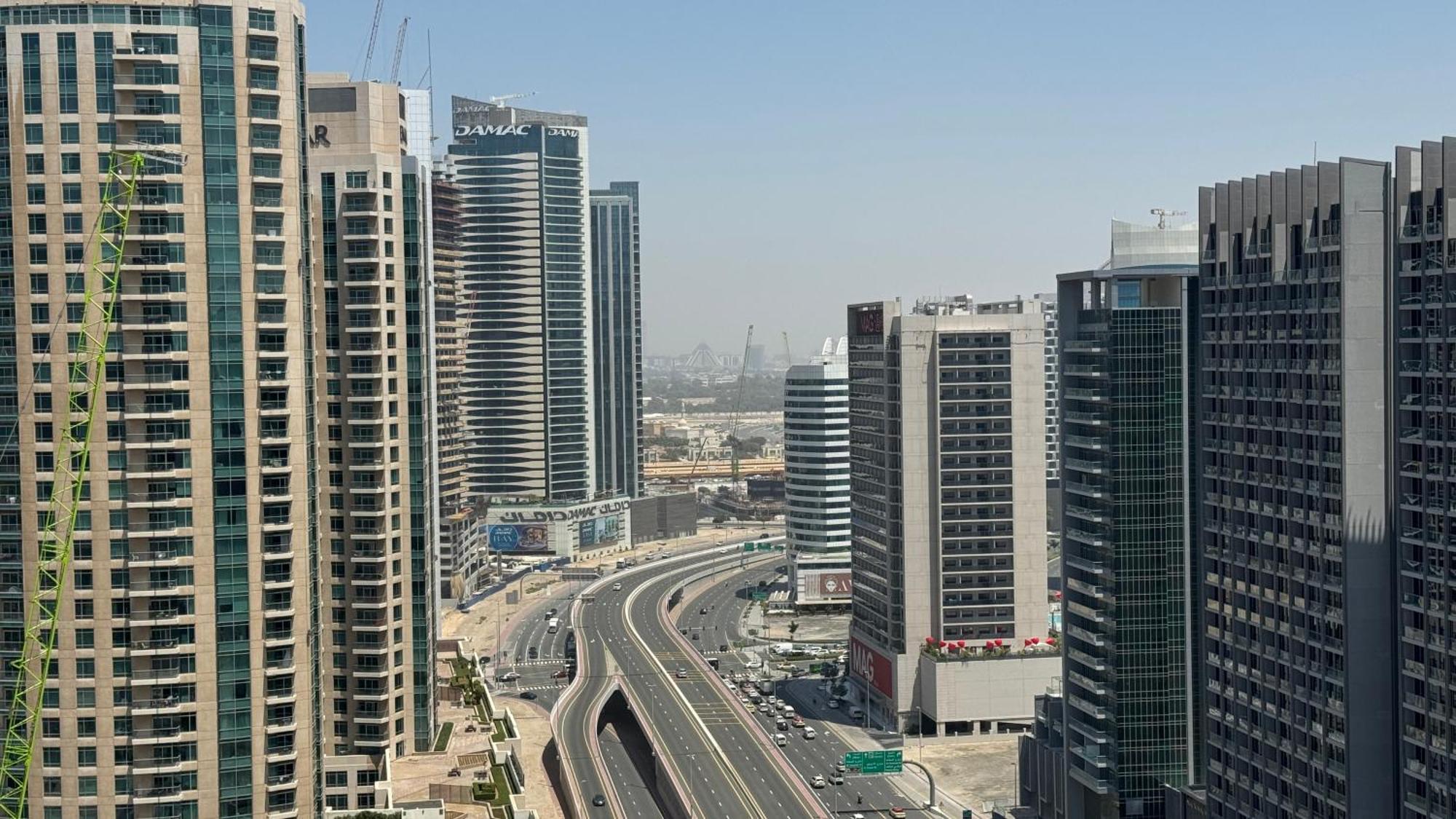 Apartamento Magnificent - Damac Distinction Downtown Dubái Exterior foto